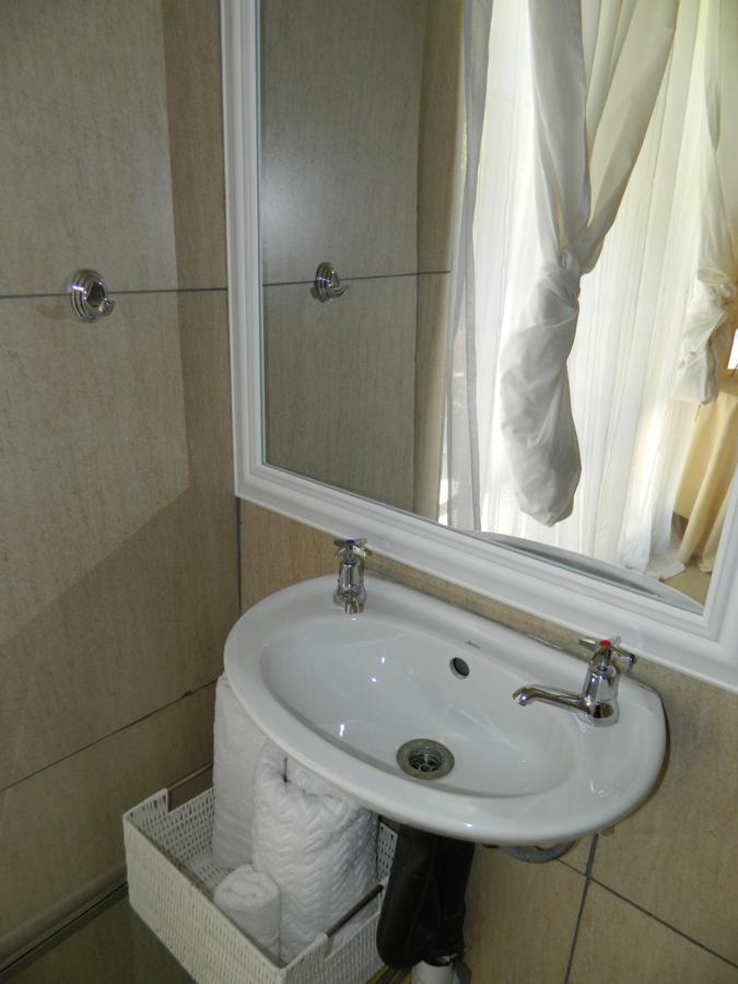 Guest House Gabby Klerksdorp Exterior photo