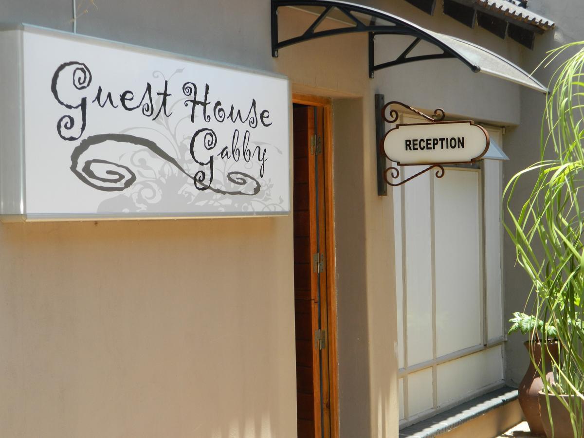Guest House Gabby Klerksdorp Exterior photo